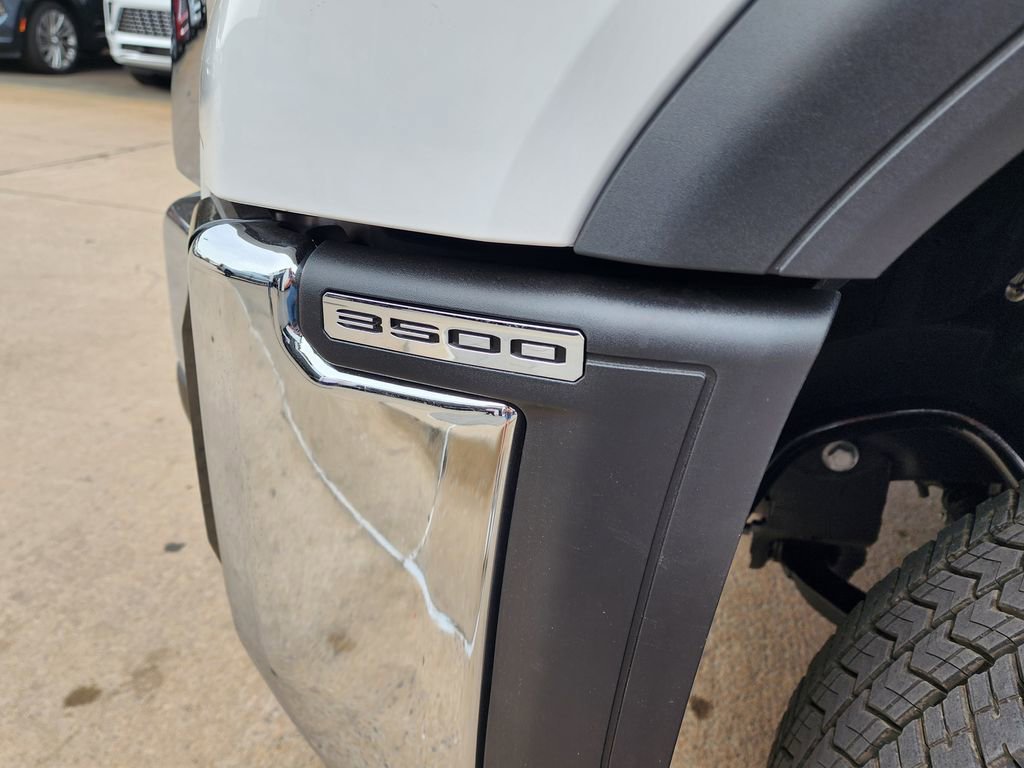 2026 GMC Sierra 3500HD Pro - Photo 12