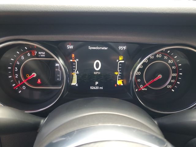 Used 2021 Gray Jeep Mojave image 13