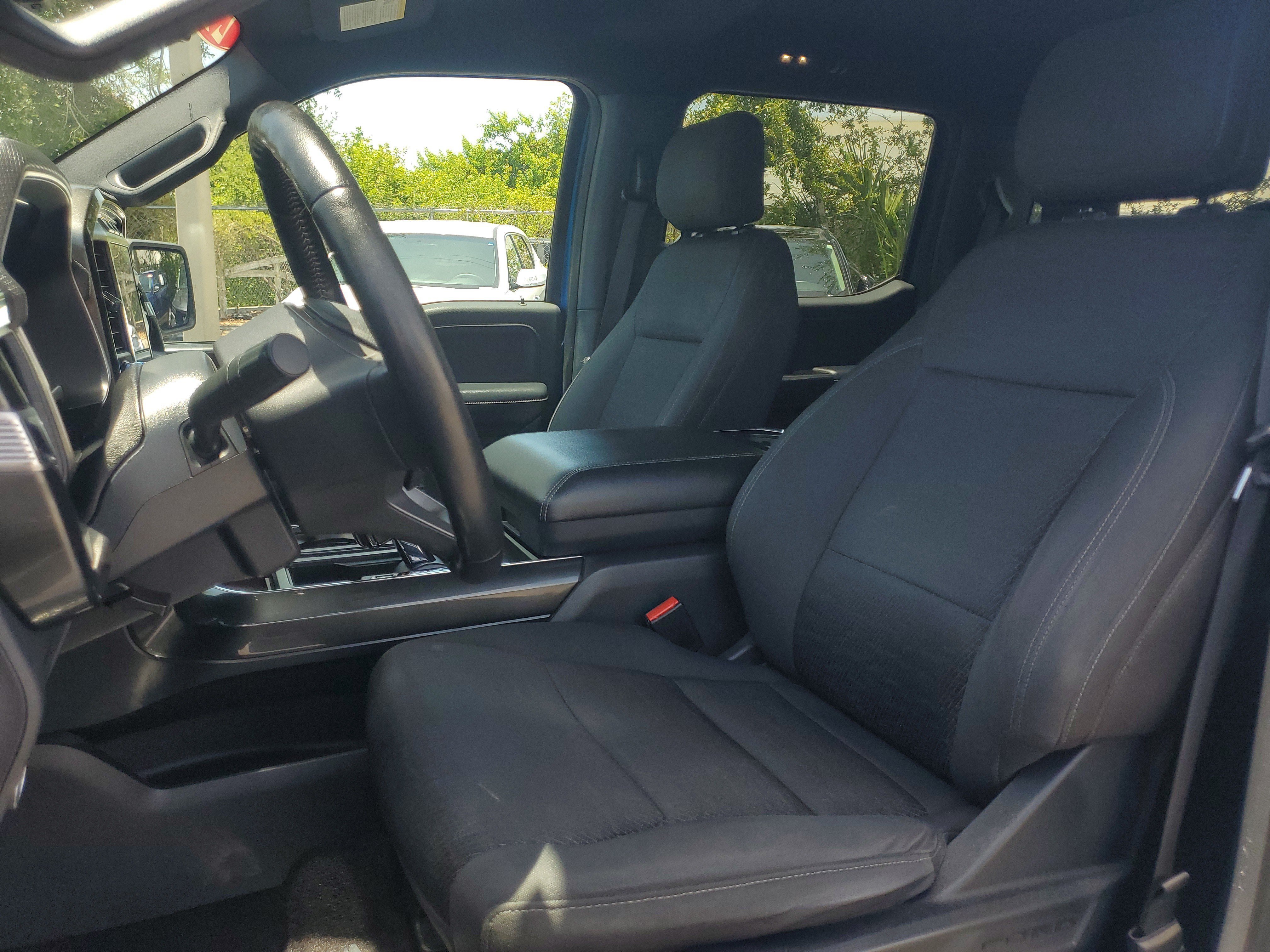 Used 2021 Blue Metallic Ford XLT image 21