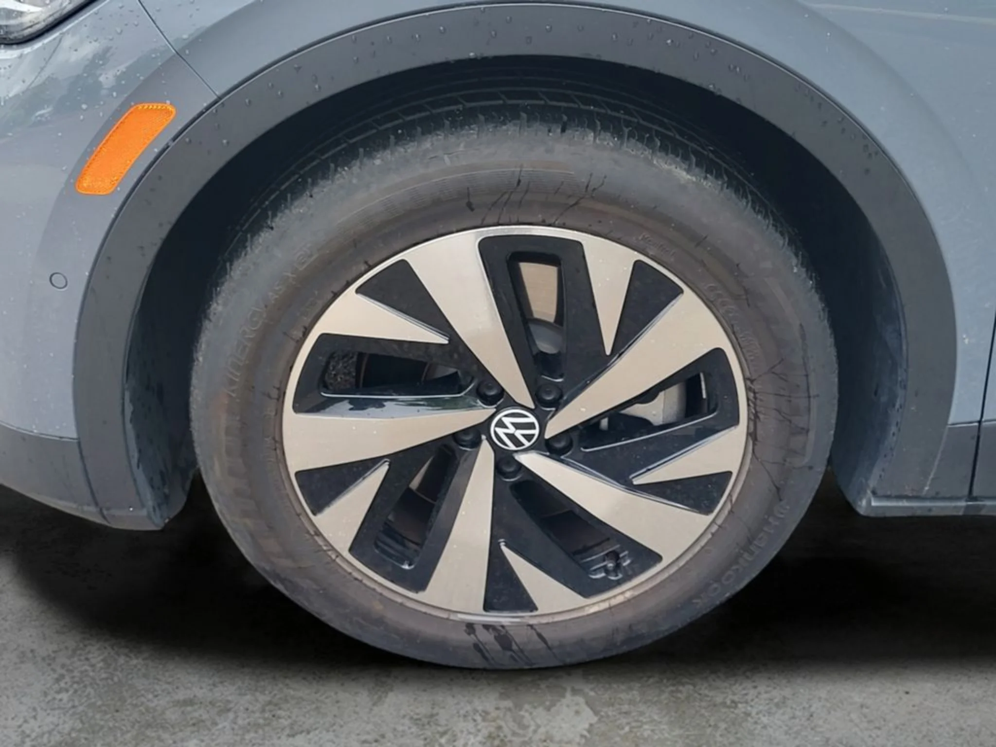Used 2024 Pure Gray Volkswagen Standard image 29
