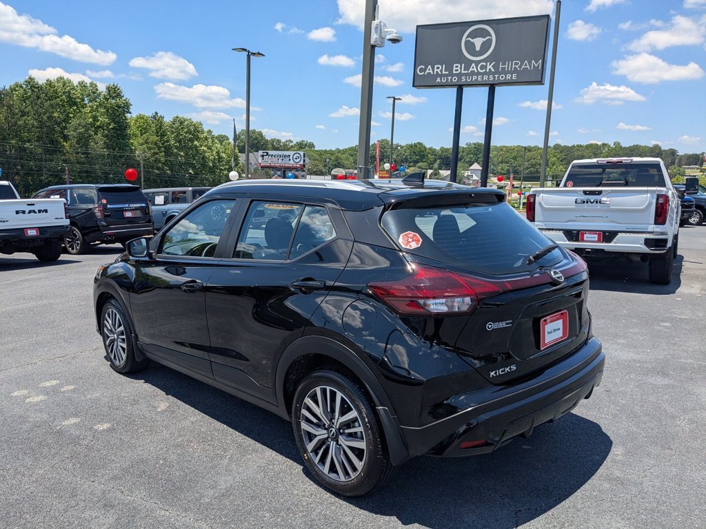 Used 2024 Super Black Nissan SV image 7
