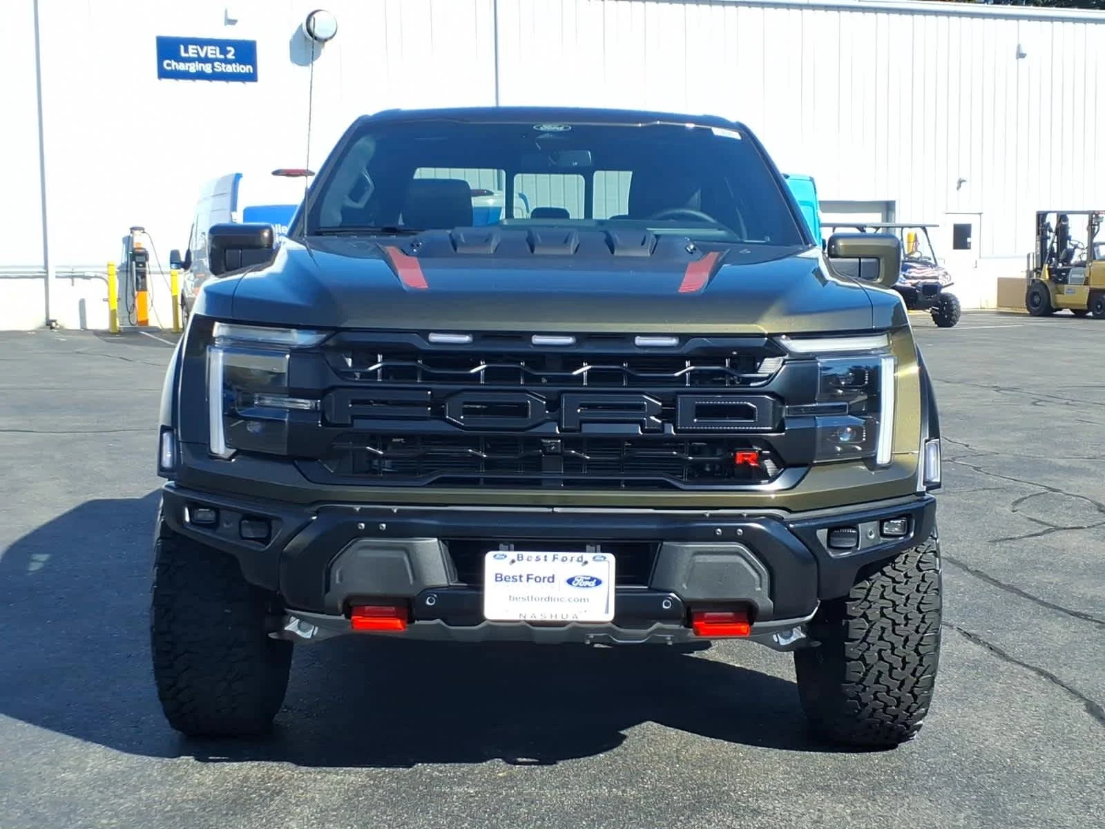 New 2026 Shelter Green Ford Raptor R image 2