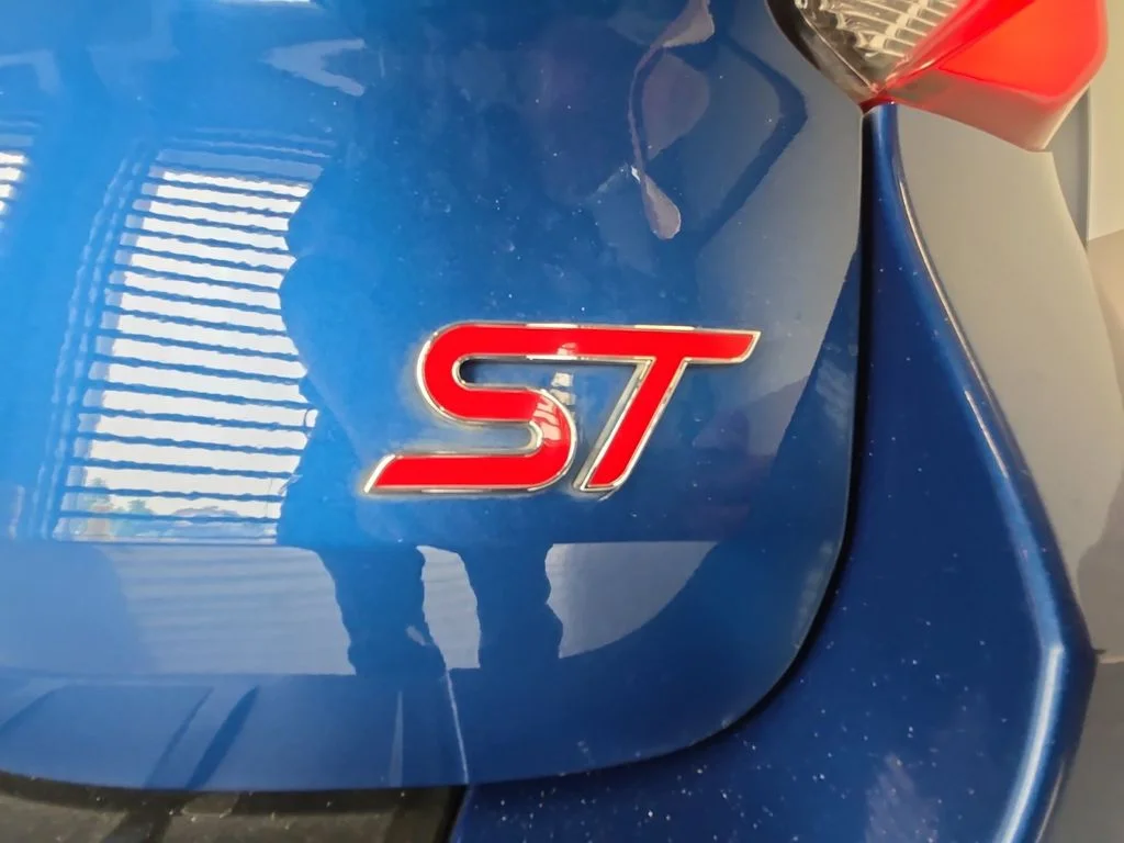 Used 2020 Blue Ford ST image 28