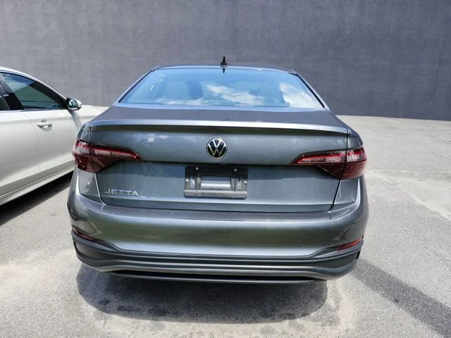 Used 2024  Volkswagen 1.5T S image 12