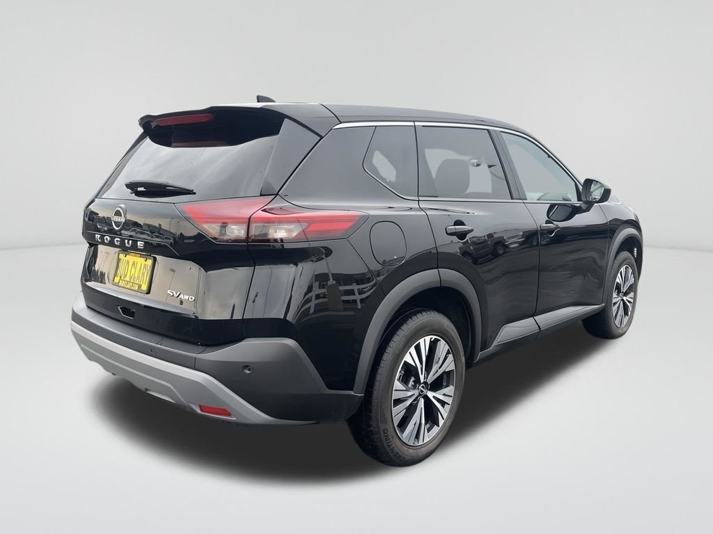 2023 Nissan Rogue SV photo 2
