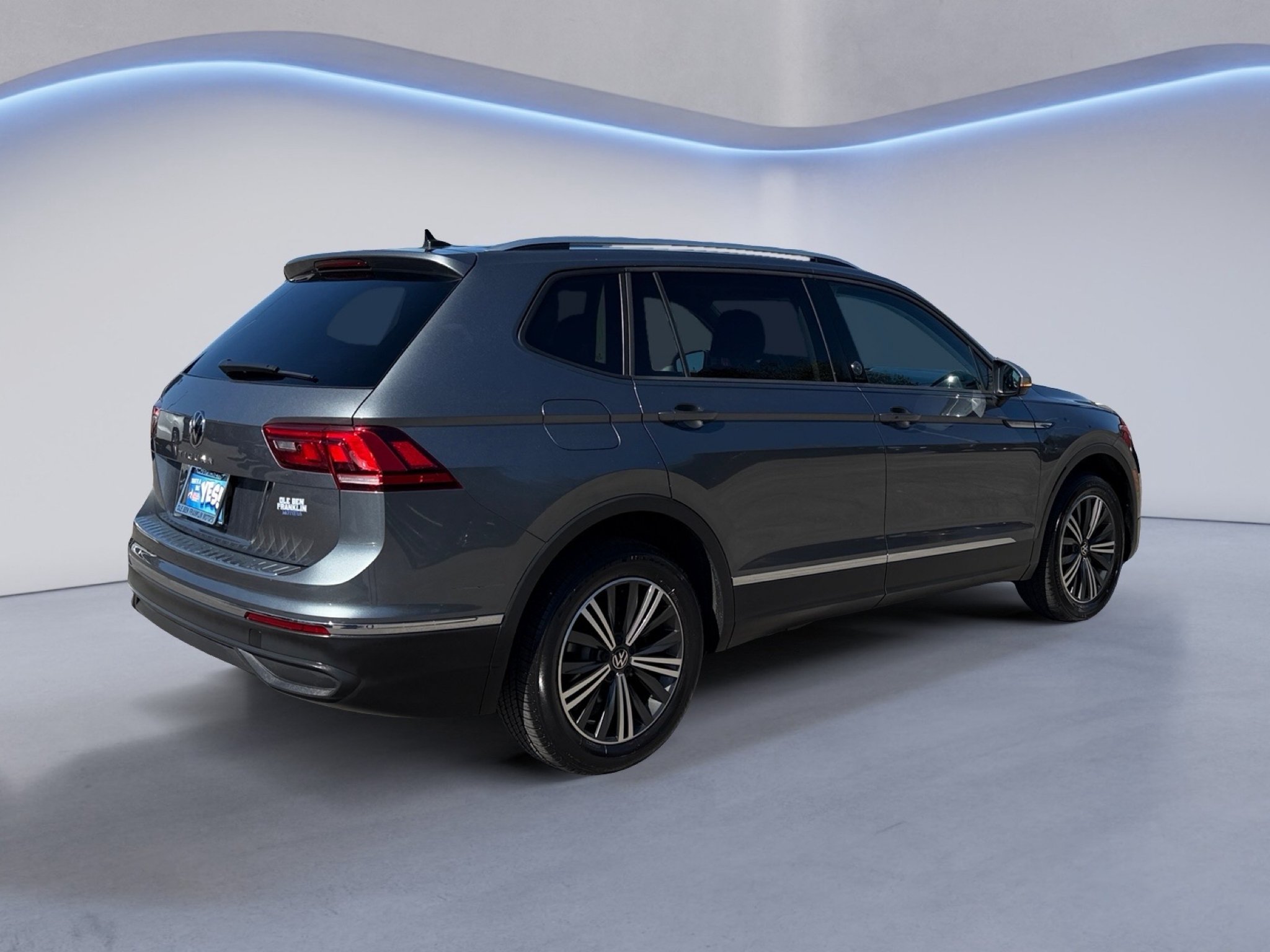Used 2024 Platinum Gray Metallic Volkswagen Wolfsburg Edition image 3