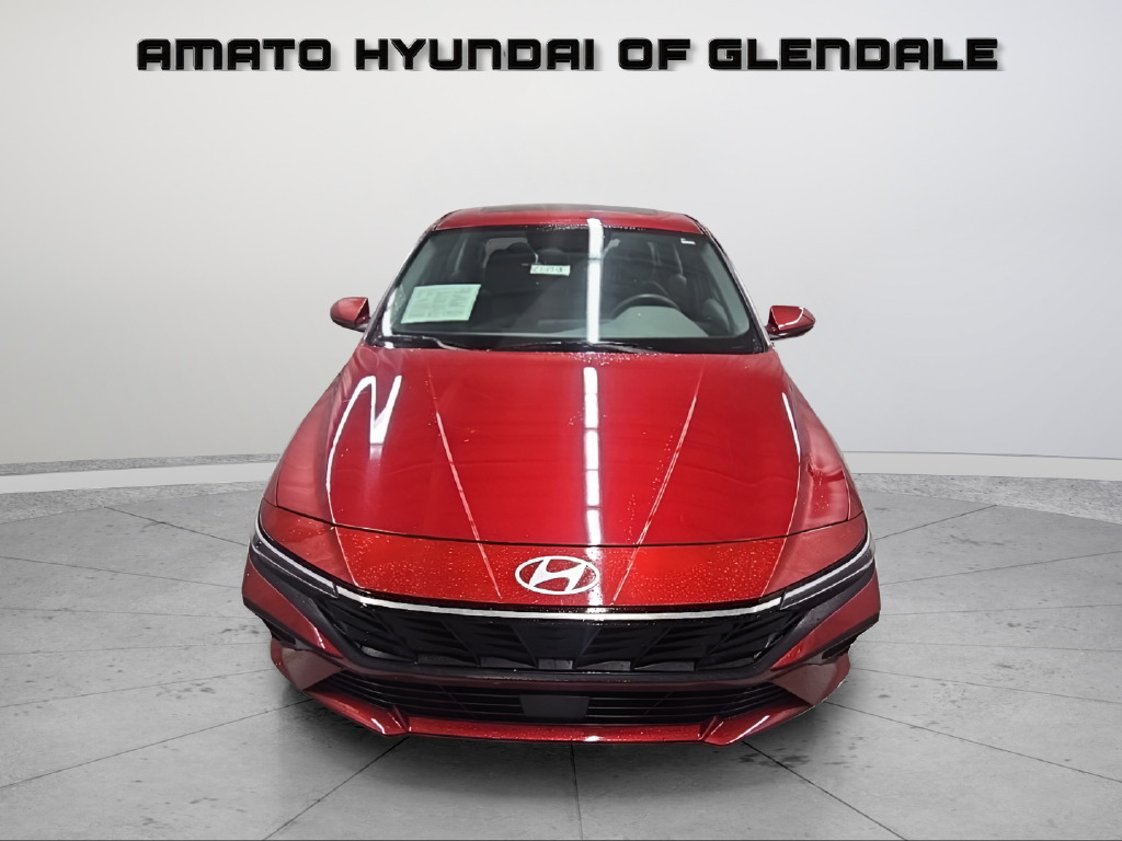 Used 2025 Red Hyundai SEL Convenience image 9