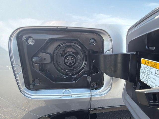 Certified Used 2023 SILVER SKY METALLIC Toyota  image 10