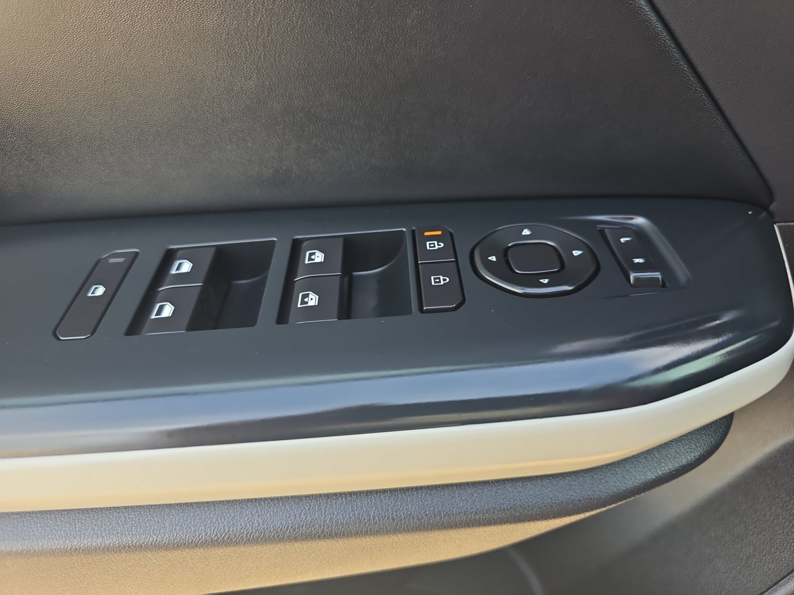 Certified Used 2025 Wave Blue Kia GT-Line Turbo image 26