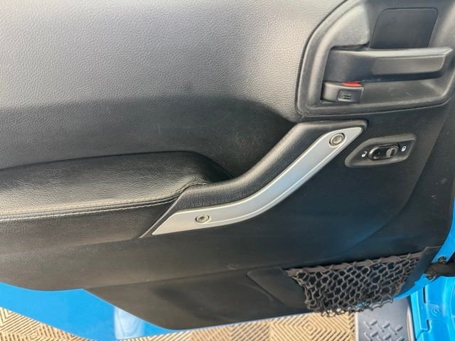Used 2017 Blue Jeep Unlimited Sahara image 22