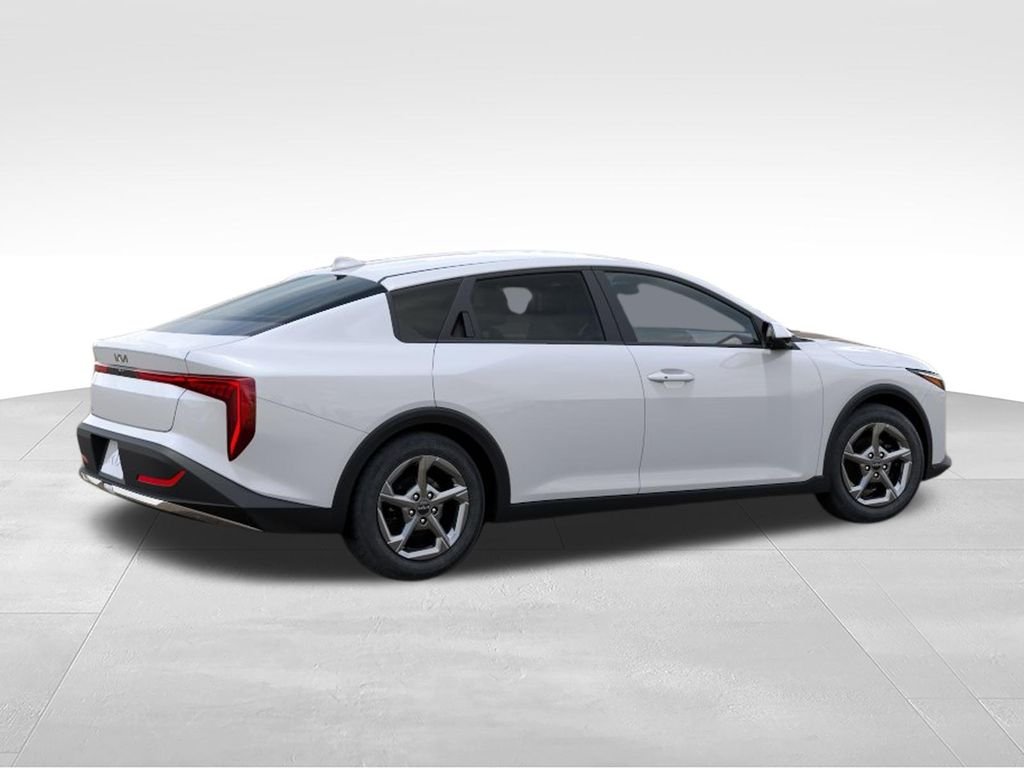 New 2026 Snow White Pearl Kia LXS image 6