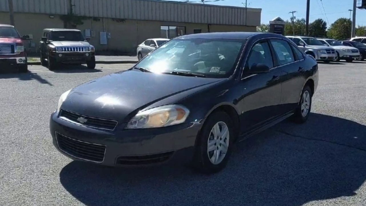 2009 Chevrolet Impala LS photo 2