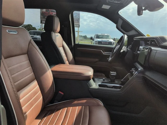Used 2026 Titanium Rush Metallic GMC Denali Ultimate image 29