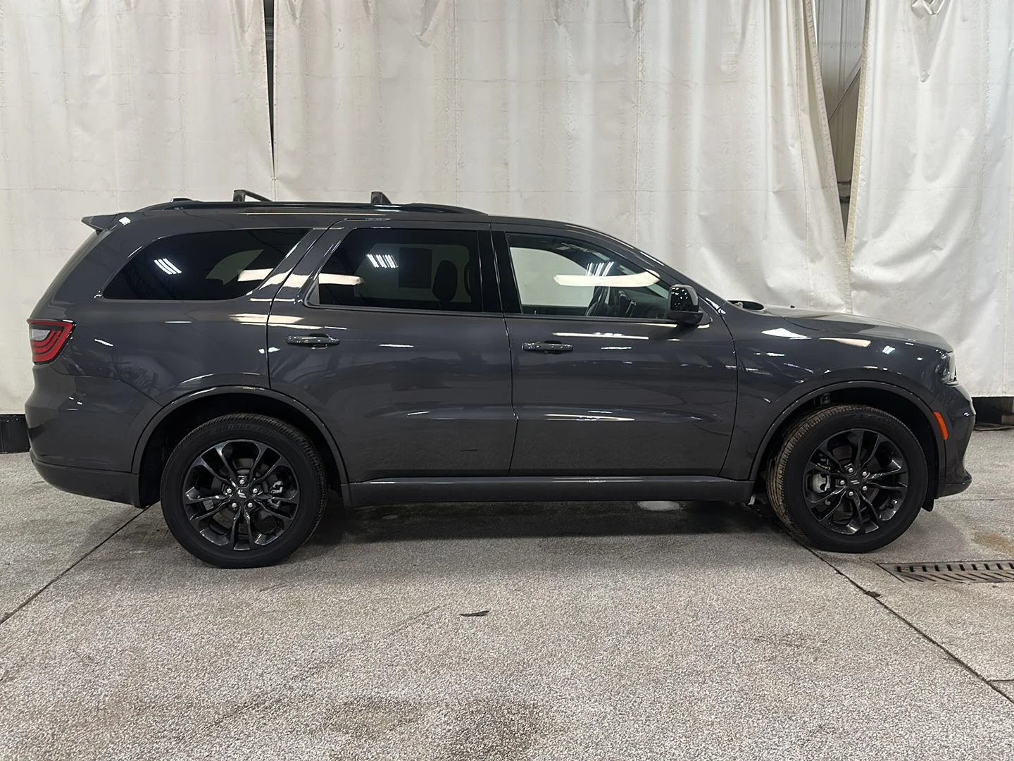 2024 Dodge Durango SXT - Photo 7