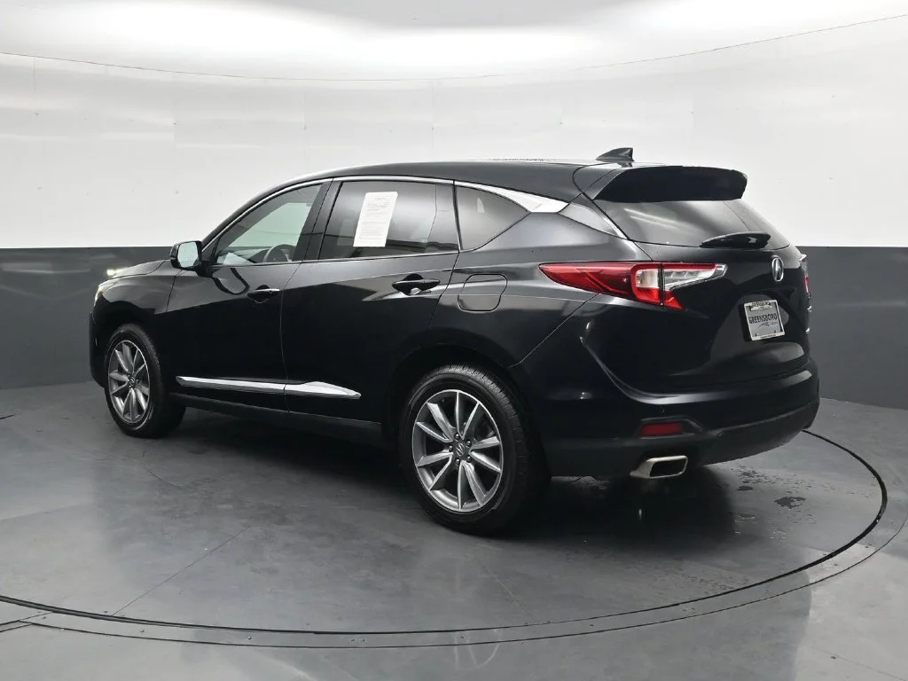 Used 2023  Acura Technology Package image 7