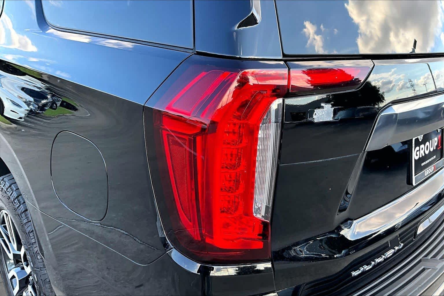 Used 2023 Onyx Black GMC AT4 image 55