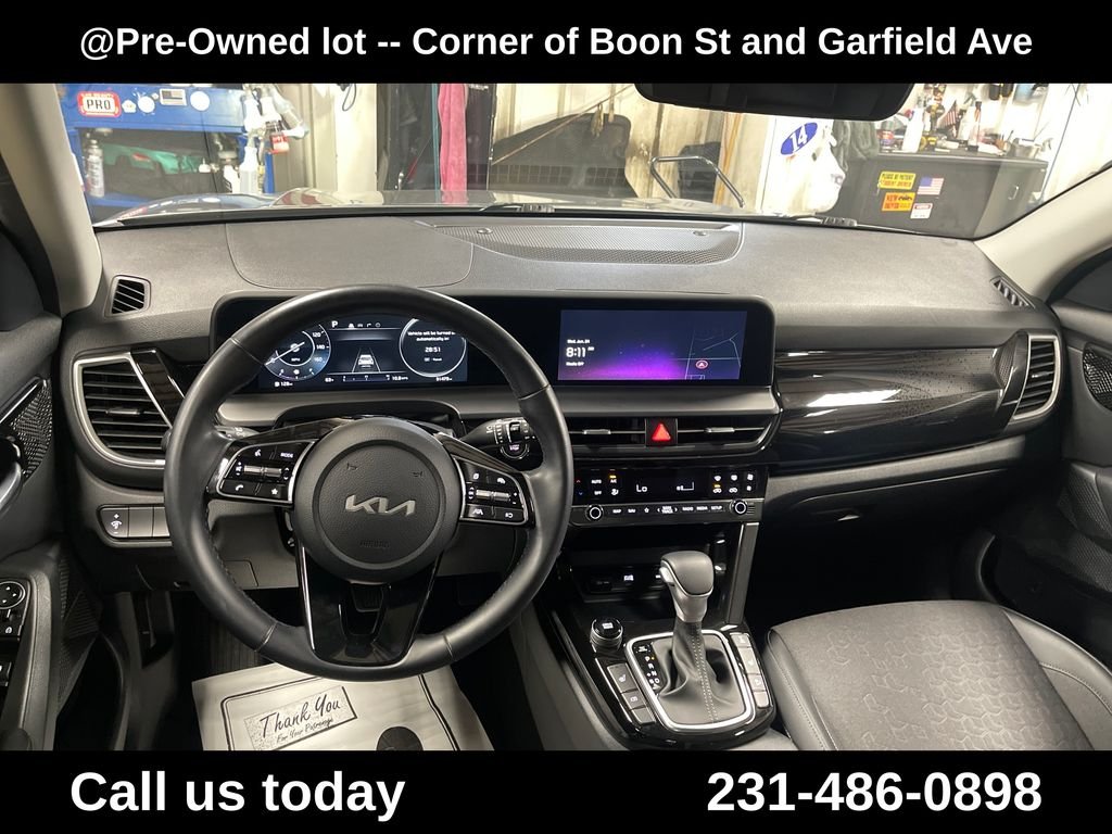 Used 2024 Gray Kia X-Line image 18