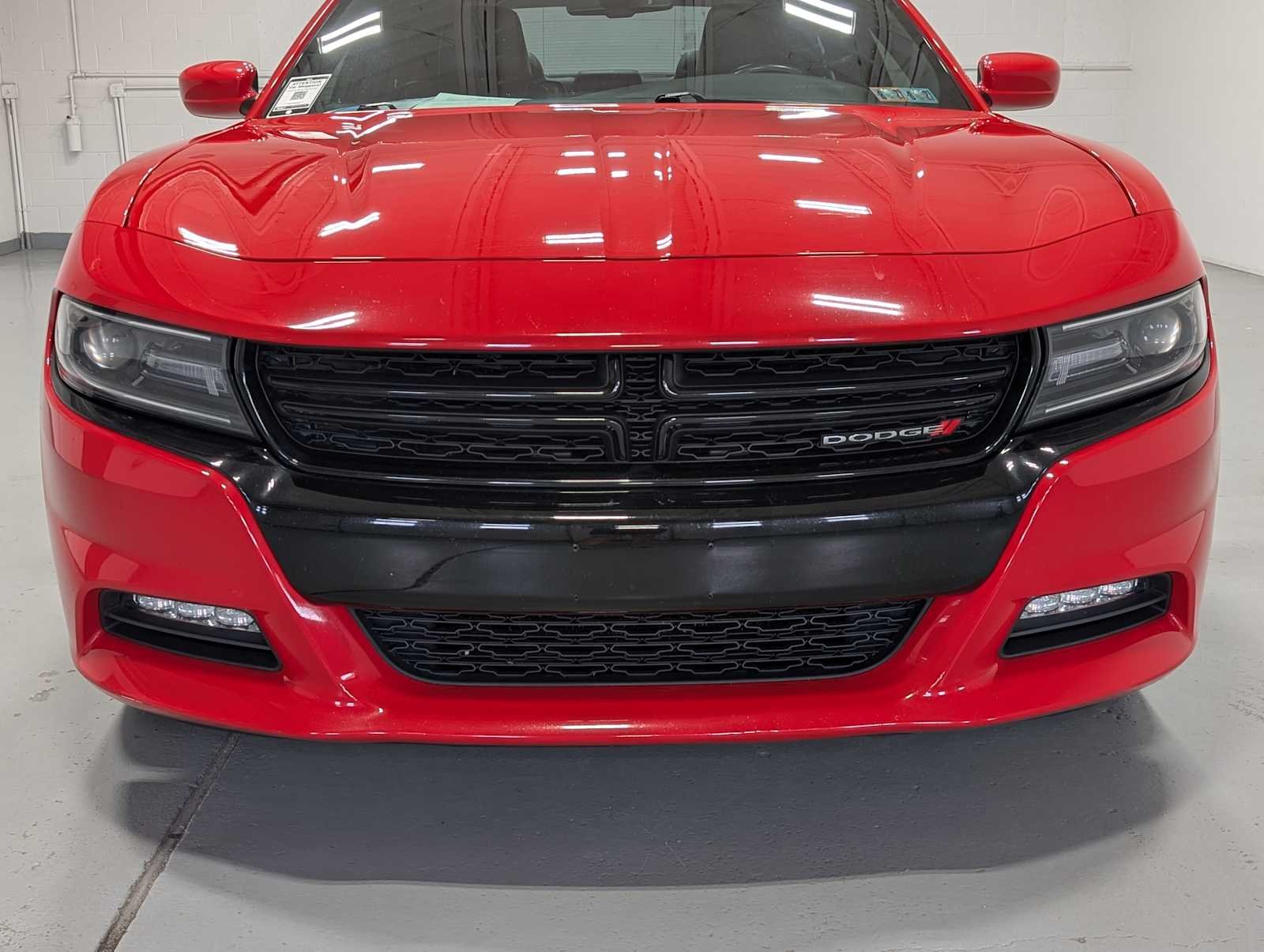 Used 2018 Torred Clearcoat Dodge GT image 2