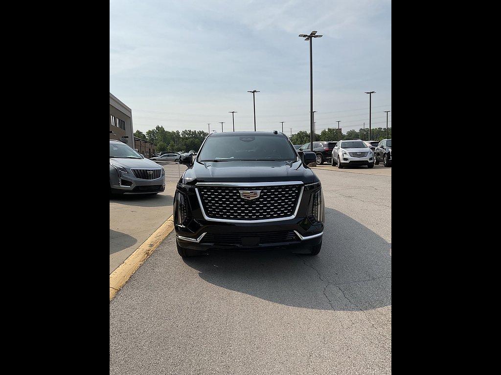 2026 Cadillac Escalade Luxury - Photo 3