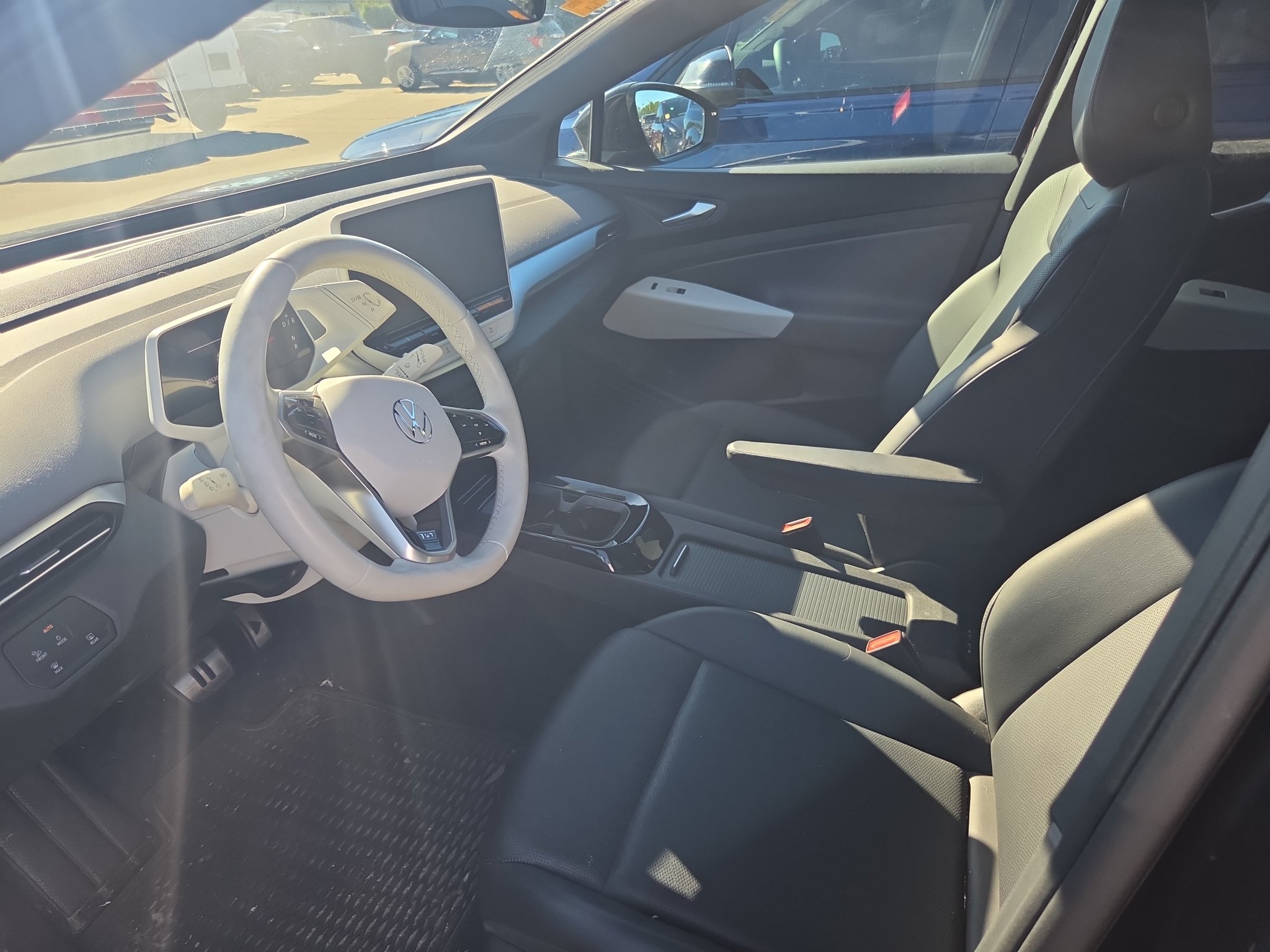 Used 2021  Volkswagen 1st Edition image 4