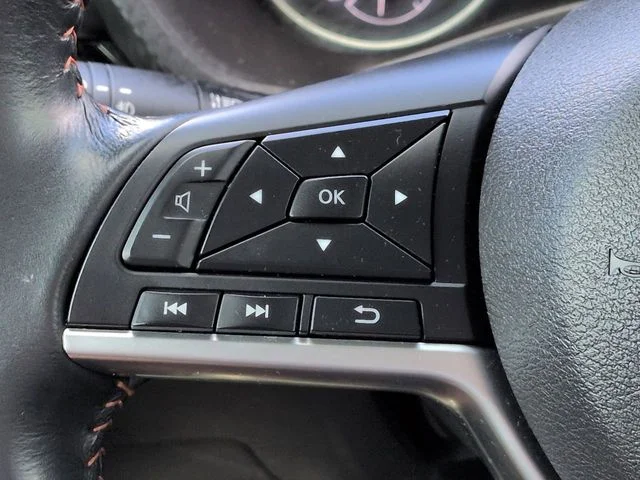 Certified Used 2023 Gun Metallic Nissan SR image 22