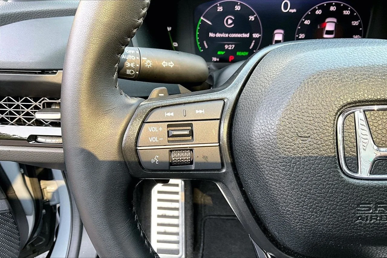 Certified Used 2025  Honda Sport-L image 29