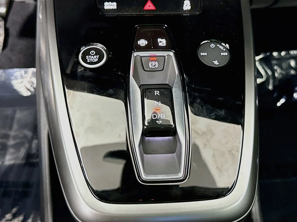 Used 2024 White Audi Premium Plus image 17