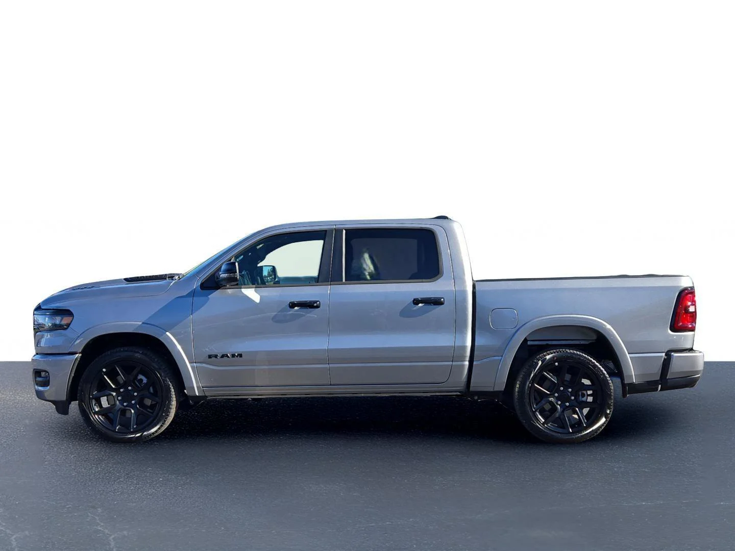 2026 RAM 1500 Laramie - Photo 12