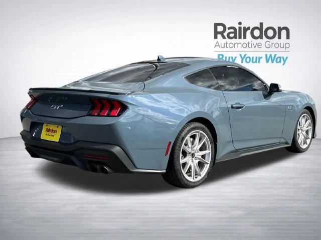 Used 2024 Vapor Blue Metallic Ford GT Premium image 7
