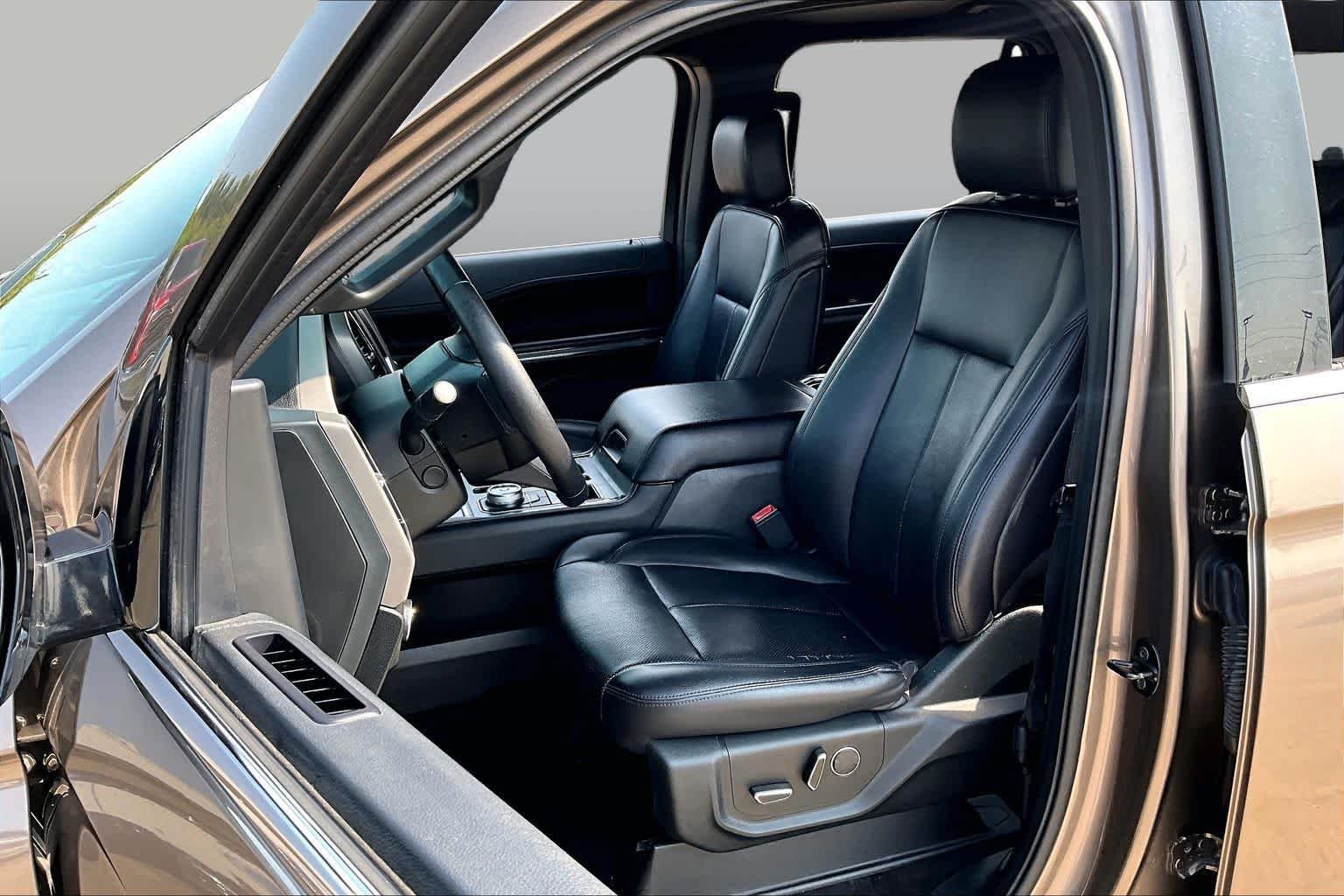 Used 2019 Stone Gray Metallic Ford XLT image 14