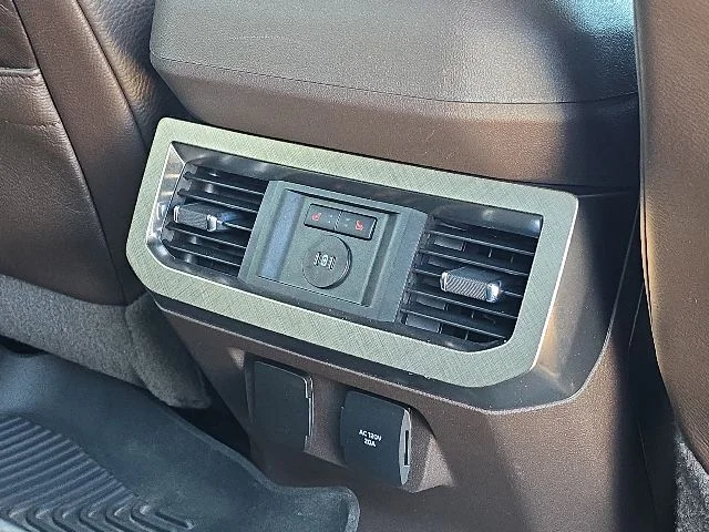 Used 2024 White Ford King Ranch image 19