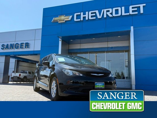 2023 Chrysler Voyager