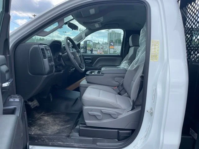 New 2023 White Chevrolet  image 6