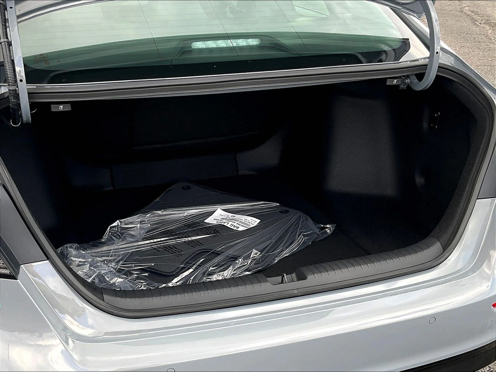 New 2026 Urban Gray Pearl Honda EX-L image 16