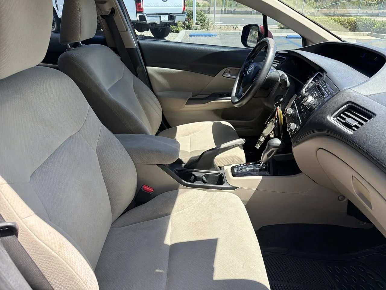 Used 2013 Red Honda LX image 22