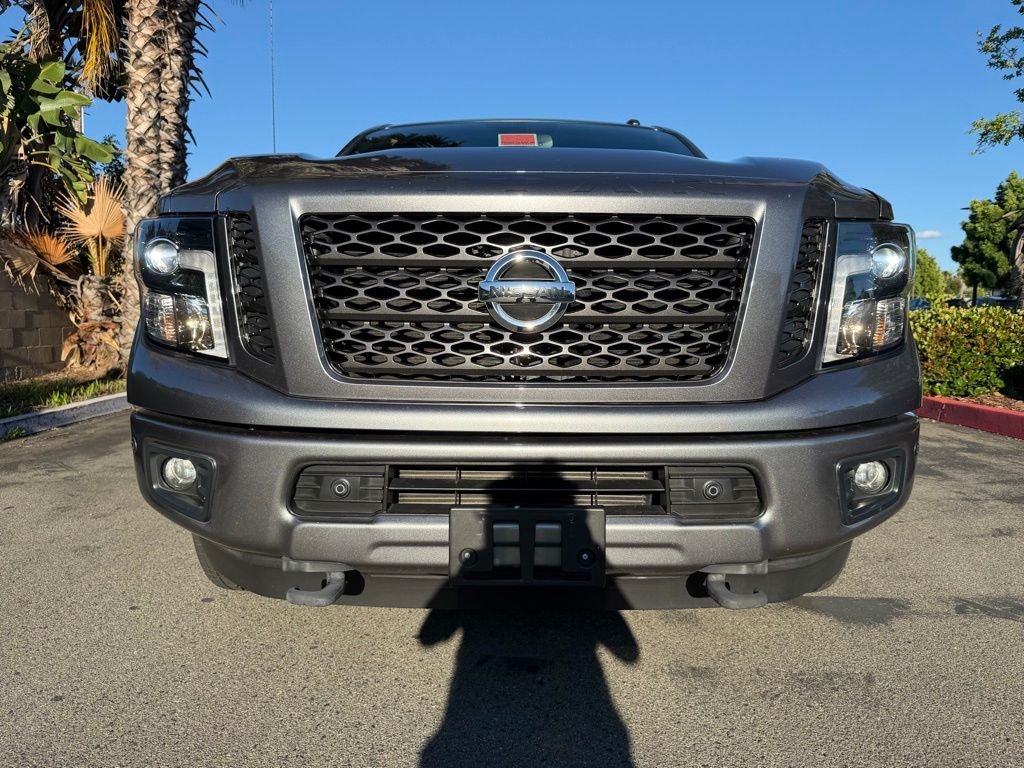 Used 2018 Gray Nissan SV image 3