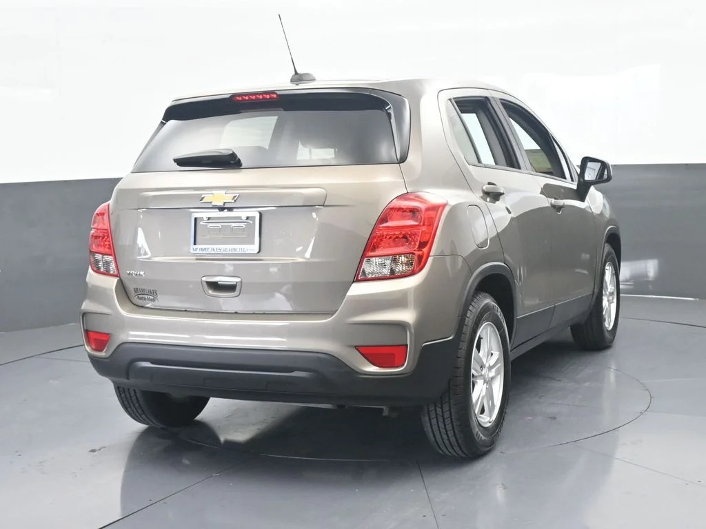Used 2021 Stone Gray Metallic Chevrolet LS image 5