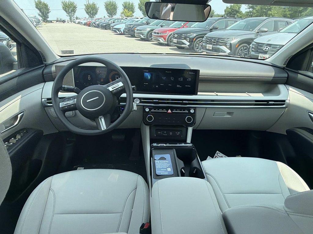 New 2026 Silver Hyundai Blue image 2