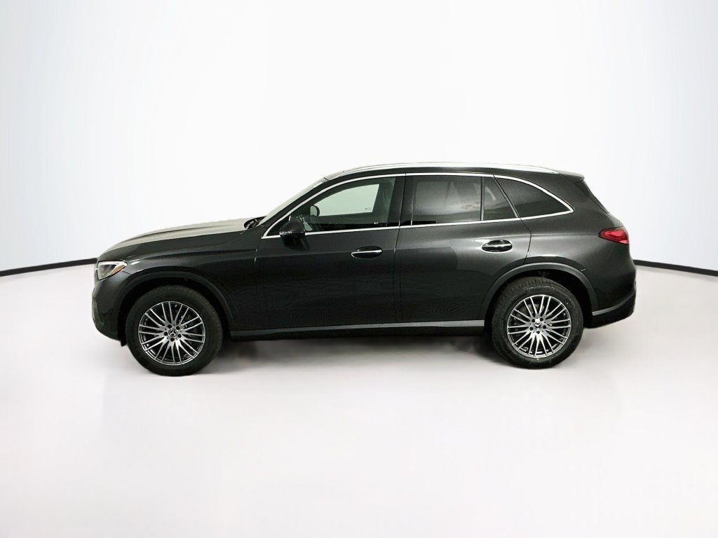 New 2027 Graphite Grey Metallic Mercedes-Benz GLC 300 image 35