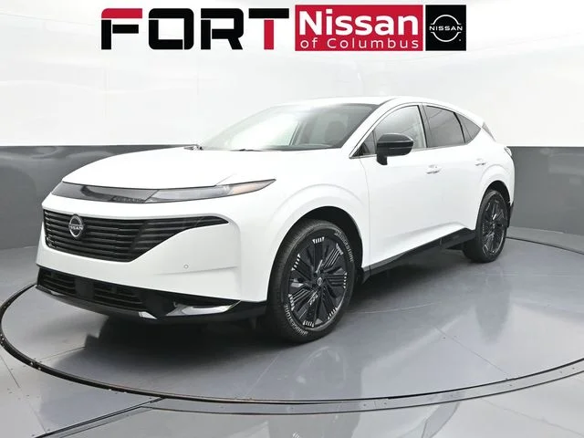 New 2026 Everest White Pearl TriCoat Nissan Platinum image 1
