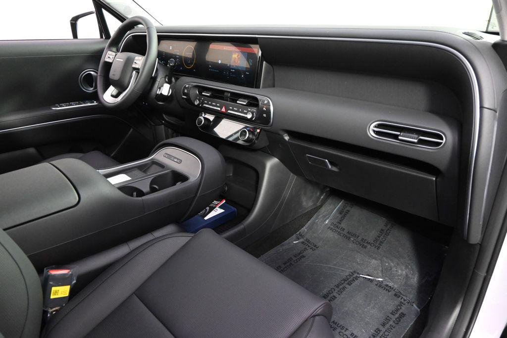 New 2026 White Pearl Hyundai SEL AWD image 15