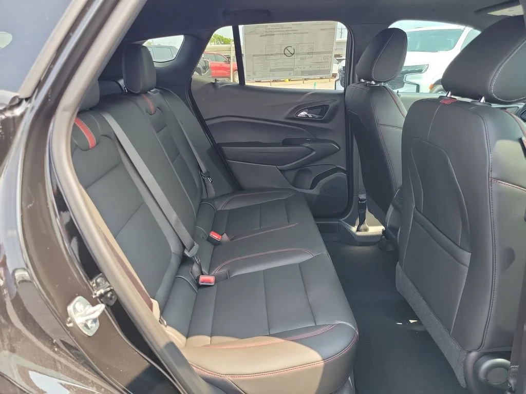 New 2026 Mosaic Black Metallic Chevrolet 2RS image 27