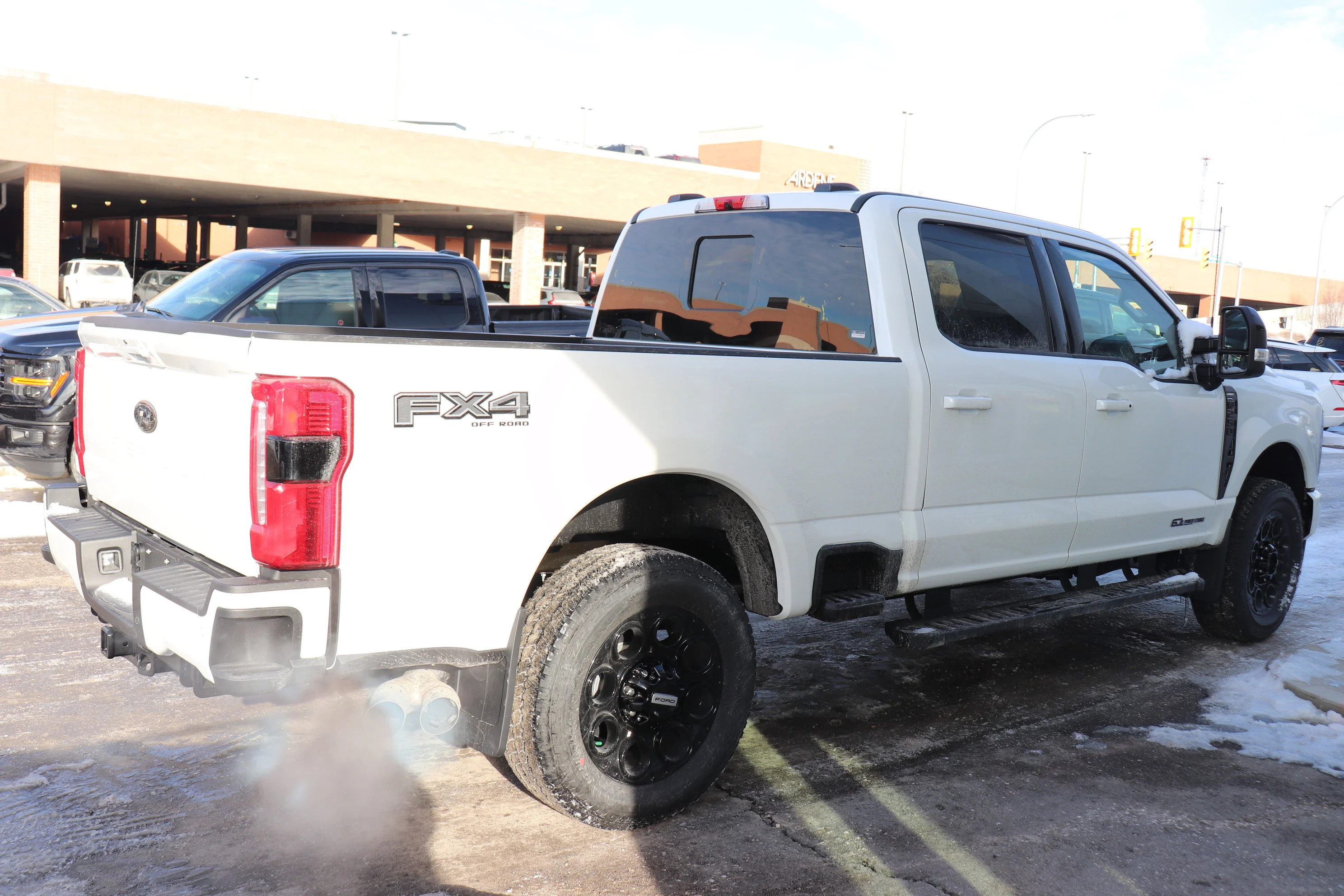 New 2026 Star White Metallic Tri-Coat Ford LARIAT image 4