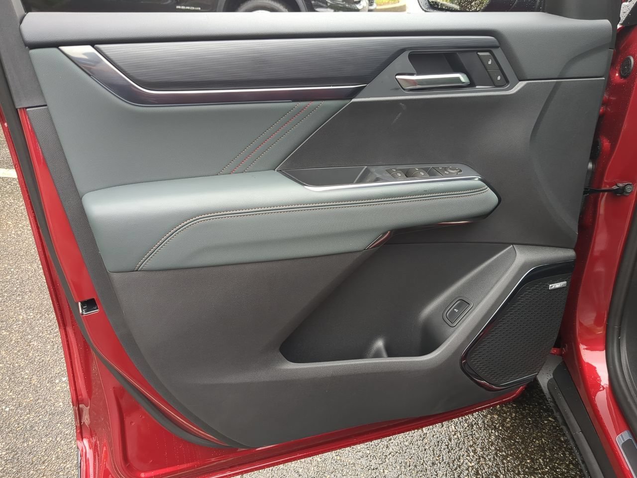 2026 GMC Acadia AT4 - Photo 22