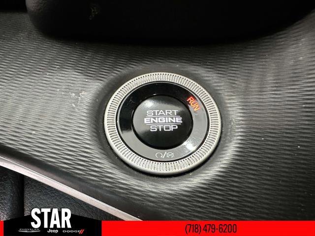 Used 2024 Diamond Black Crystal Pearlcoat Jeep Altitude image 28