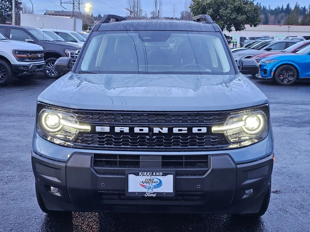 New 2025 Gray Ford Outer Banks image 2