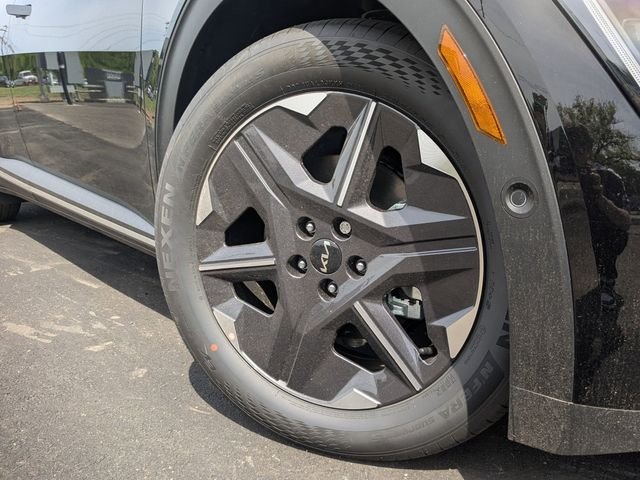 2025 Kia EV6 Light L/R - Photo 9