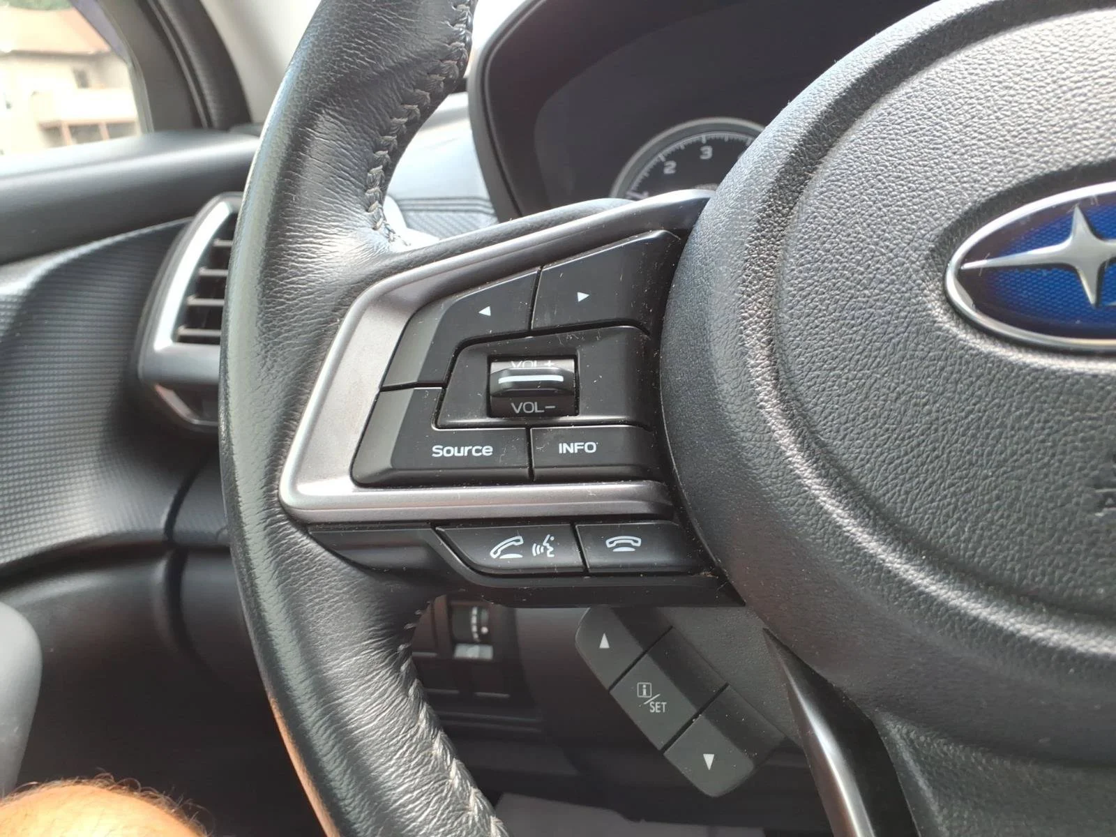 Used 2022 Ice Silver Metallic Subaru Premium image 25