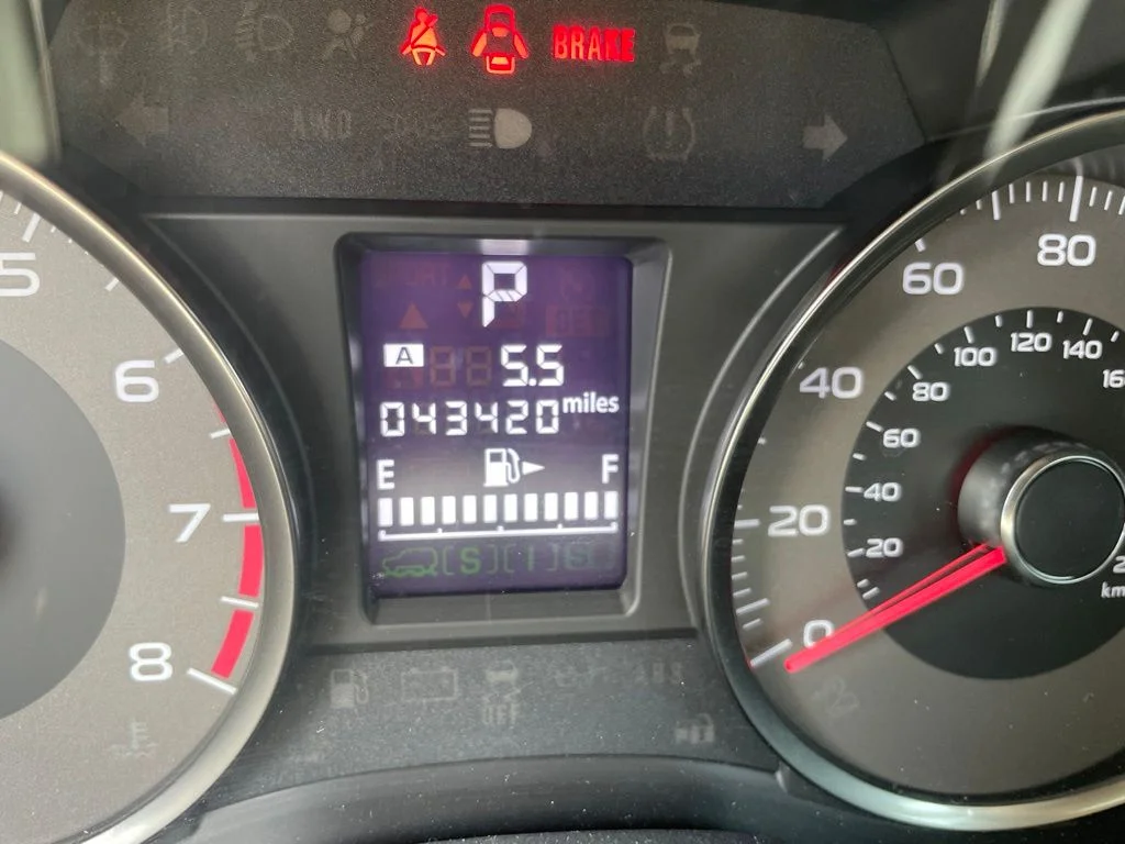Used 2016 Silver Subaru 2.5i Limited image 7