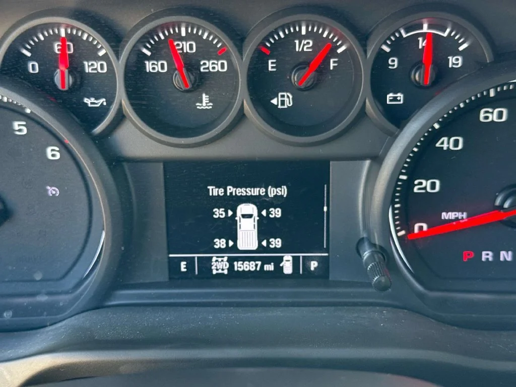 Used 2024 Sterling Gray Metallic Chevrolet Custom Trail Boss image 31
